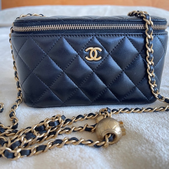 Chanel Pearl Crush Vanity bag Small - Picture 1 of 6